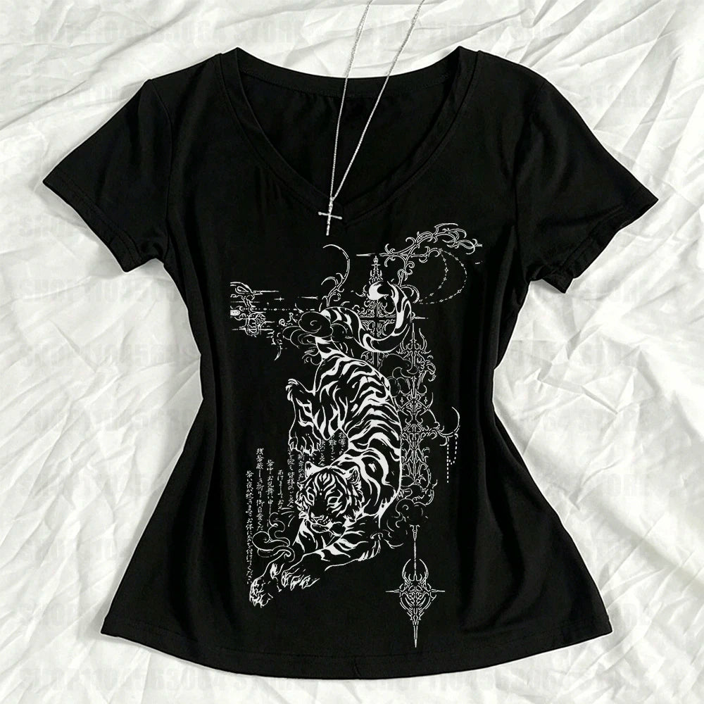 Fashion Y2k Style Vintage Graphic Women T-shirts Aesthetic Emo girl Cute Printing Tees Top Punk Gothic Streetwear Fit Tees 2000s