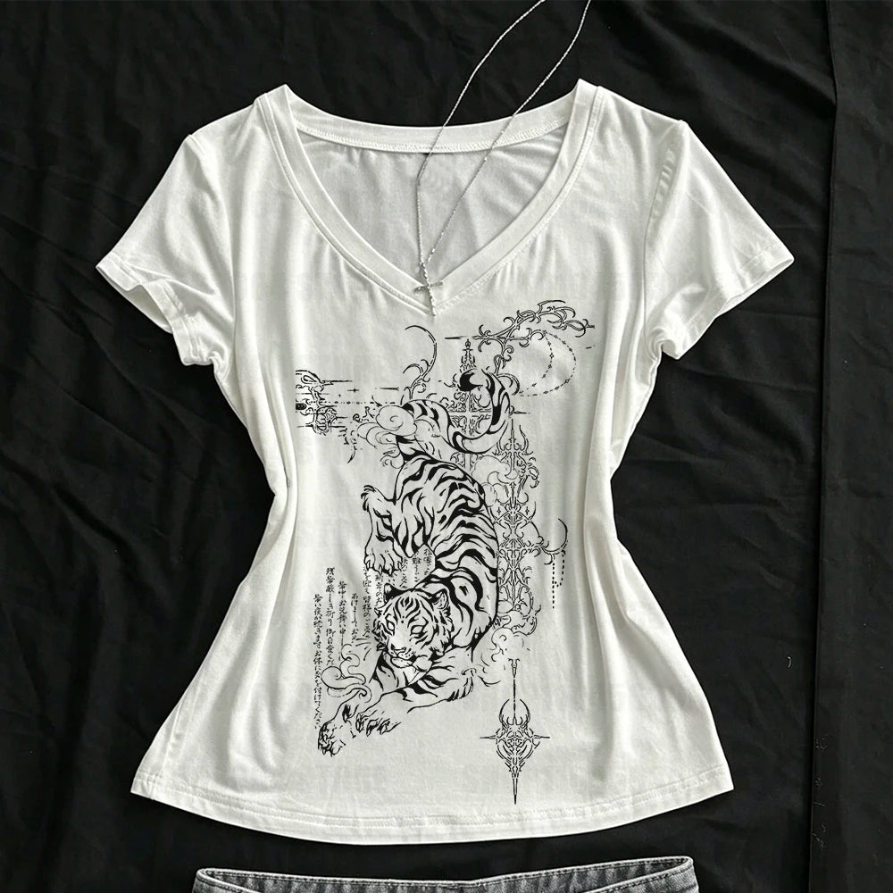 Fashion Y2k Style Vintage Graphic Women T-shirts Aesthetic Emo girl Cute Printing Tees Top Punk Gothic Streetwear Fit Tees 2000s